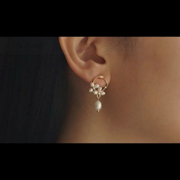 Pearl earrings - Picture 1 of 1